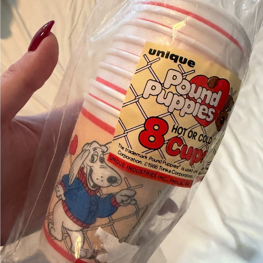 Vintage 1980s Pound Puppies Paper Cups Set of 8 New Sealed